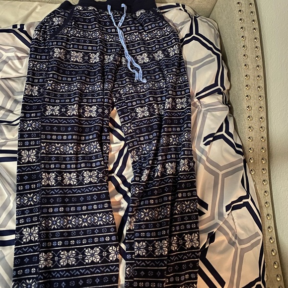 Winter pajama set - Picture 3 of 4